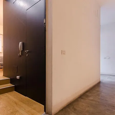 Aemilia Apartment *